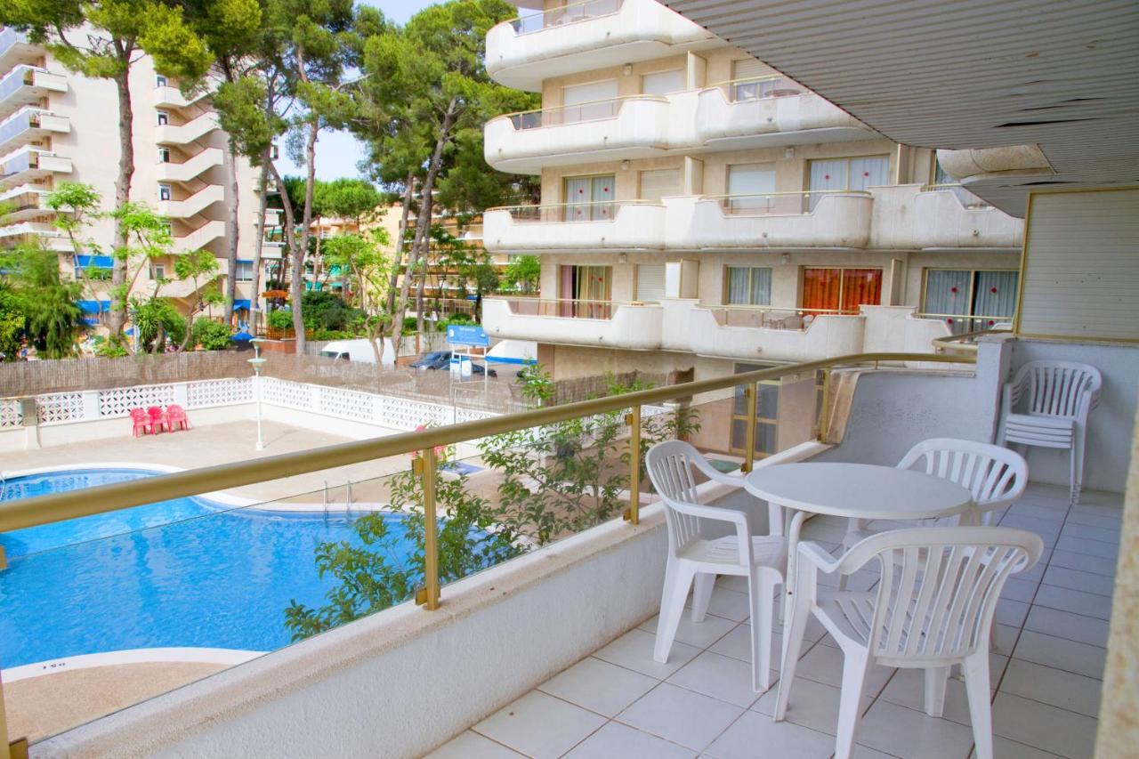 Juniper Apartment ซาลอว์ ภายนอก รูปภาพ