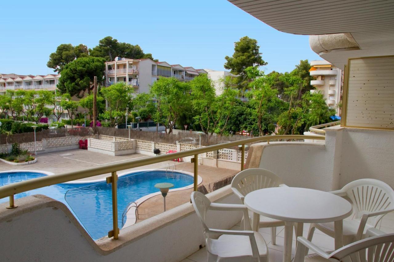 Juniper Apartment ซาลอว์ ภายนอก รูปภาพ